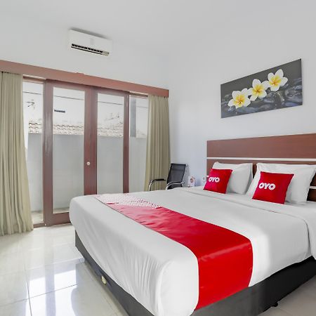 Oyo 3852 Valomia Guest House Denpasar  Ngoại thất bức ảnh