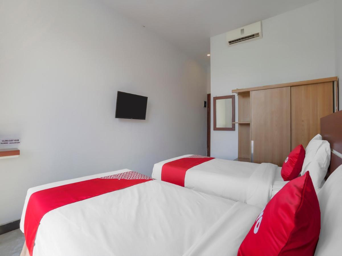 Oyo 3852 Valomia Guest House Denpasar  Ngoại thất bức ảnh