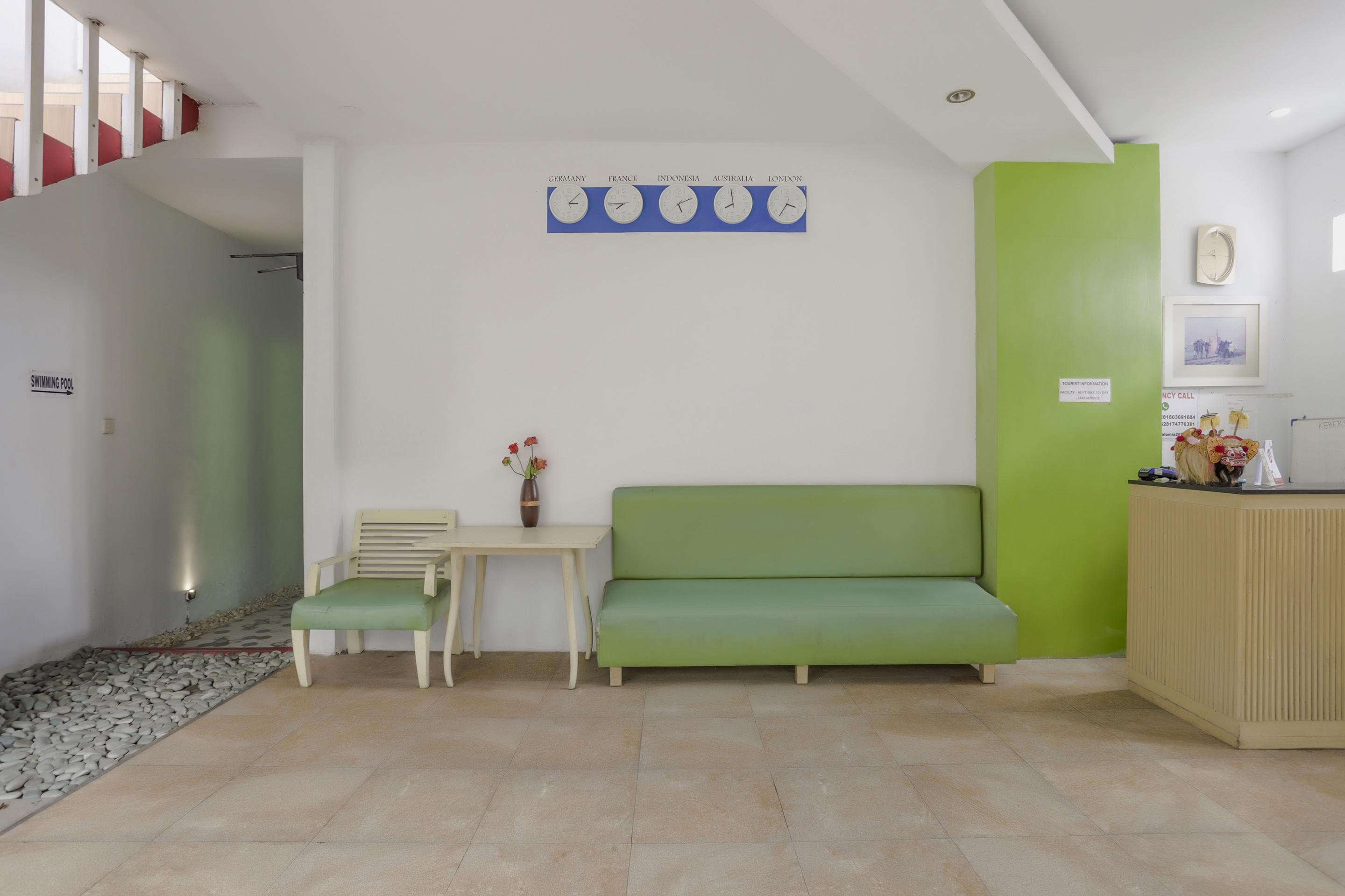 Oyo 3852 Valomia Guest House Denpasar  Ngoại thất bức ảnh